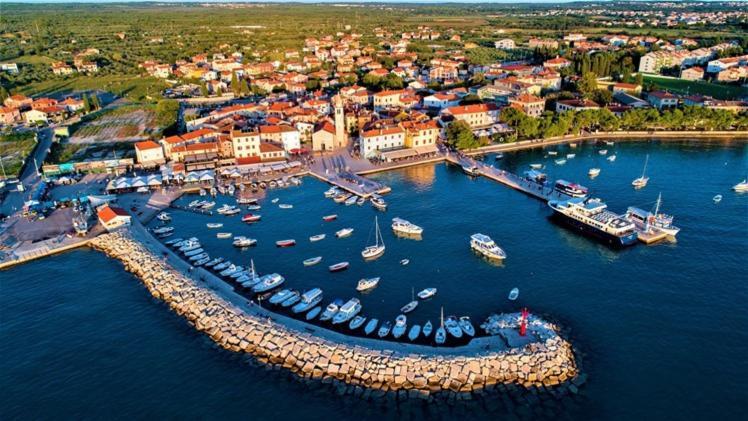 Apartman Dobric Фажана Экстерьер фото