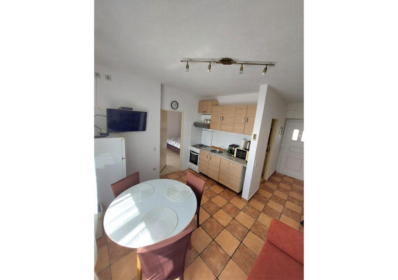 Apartman Dobric Фажана Экстерьер фото