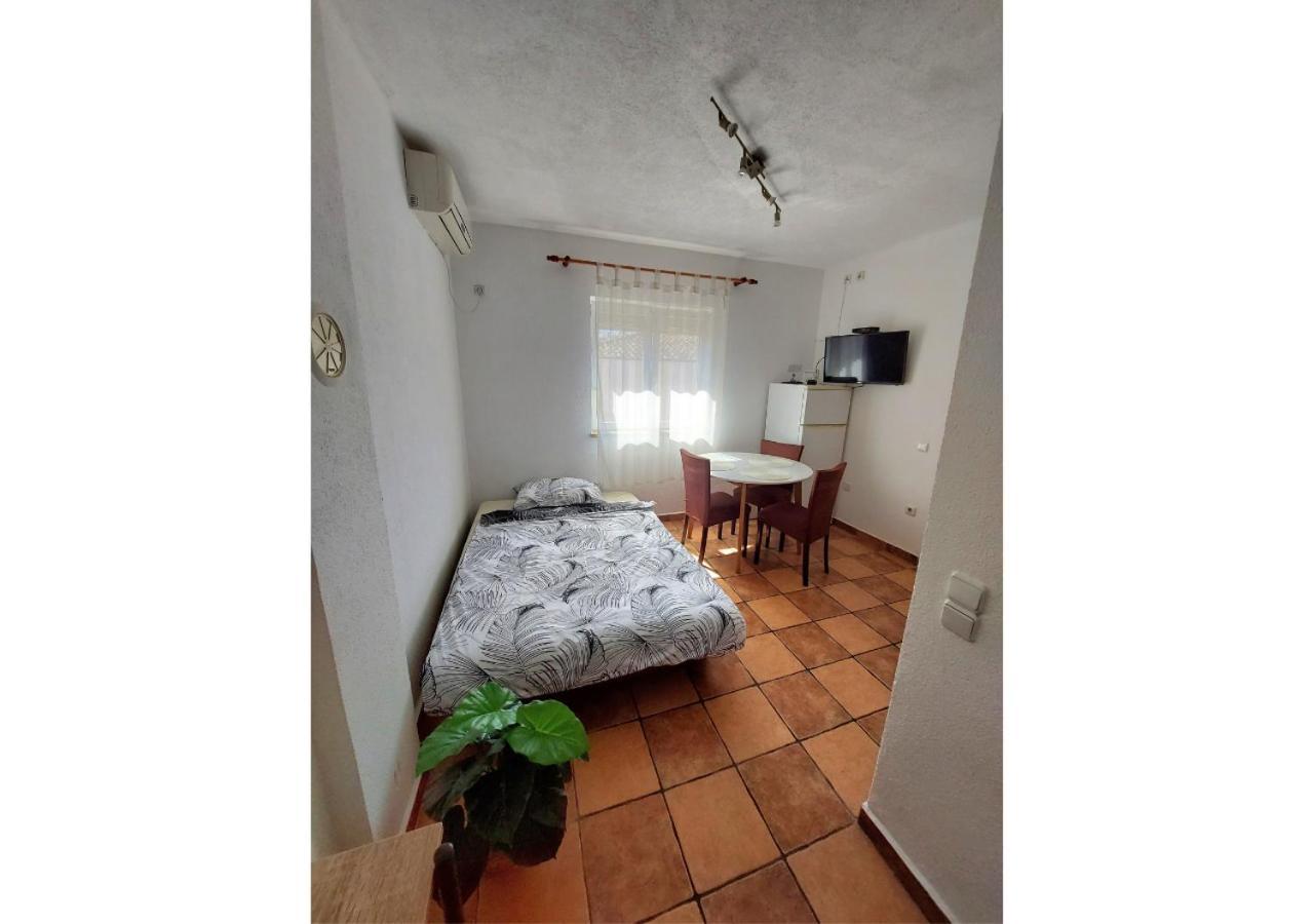 Apartman Dobric Фажана Экстерьер фото