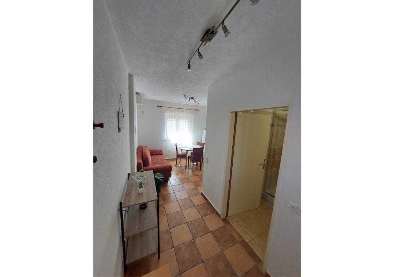 Apartman Dobric Фажана Экстерьер фото