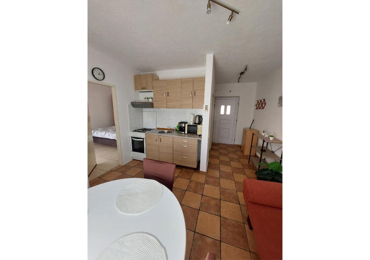 Apartman Dobric Фажана Экстерьер фото