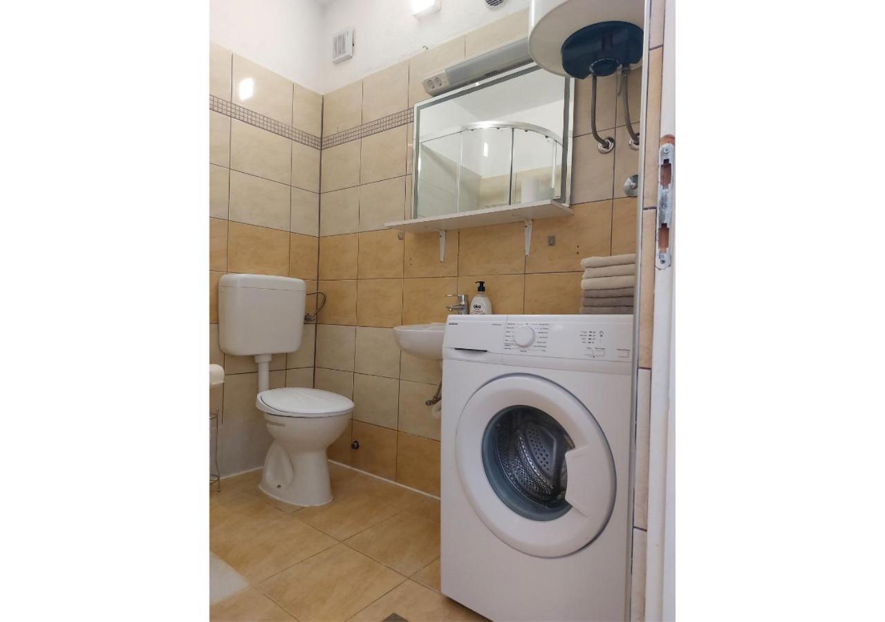 Apartman Dobric Фажана Экстерьер фото