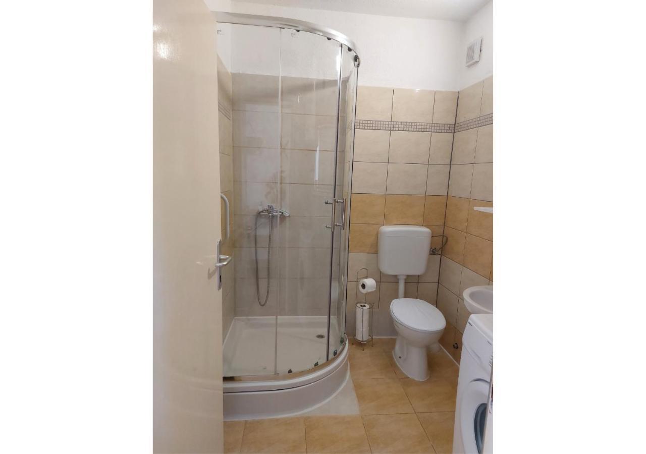 Apartman Dobric Фажана Экстерьер фото